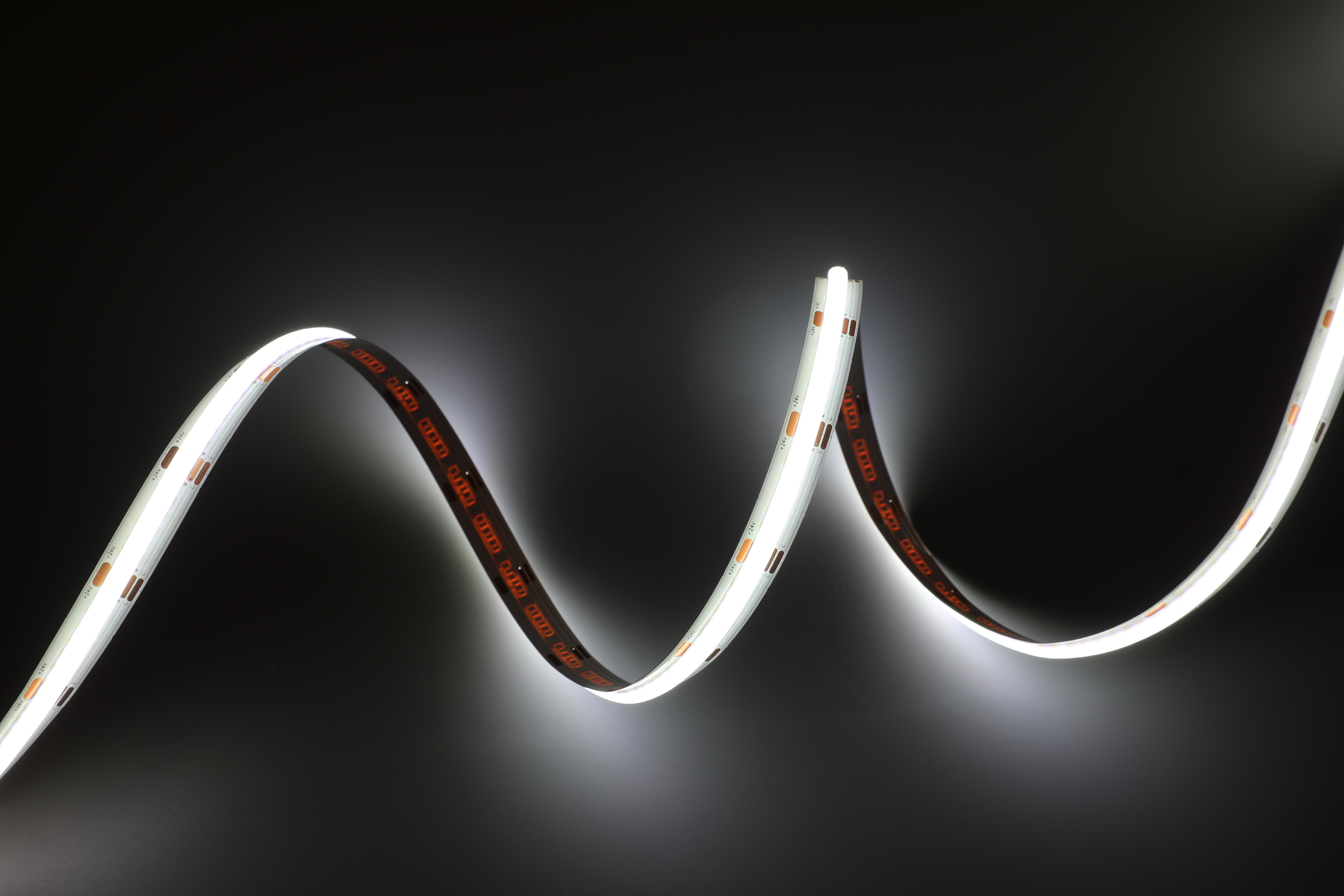 LXLine COB Tunable White — image 3